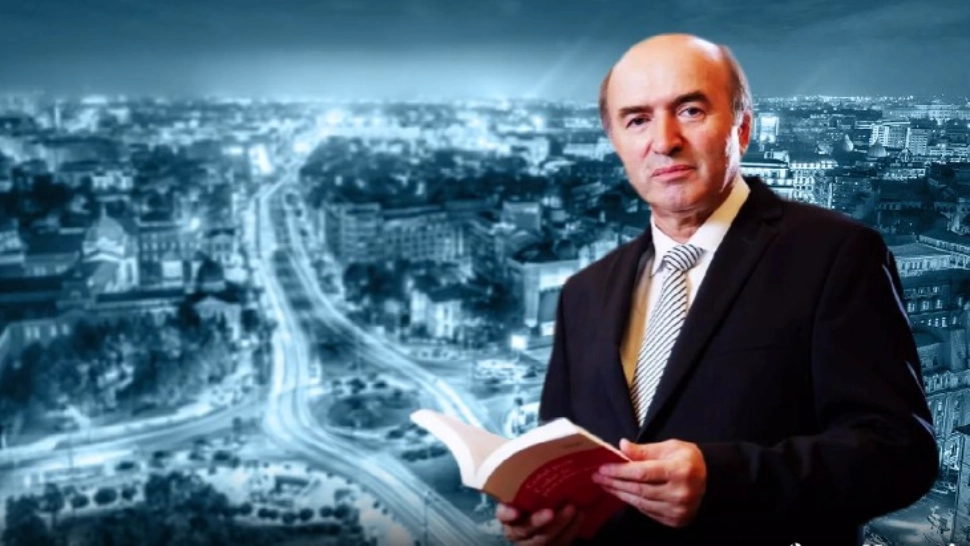 Tudorel Toader avertizează: Președintele riscă suspendarea dacă nu deblochează criza guvernamentală "Tudorel Toader: Președintele riscă suspendarea dacă criza guvernamentală nu este deblocată"