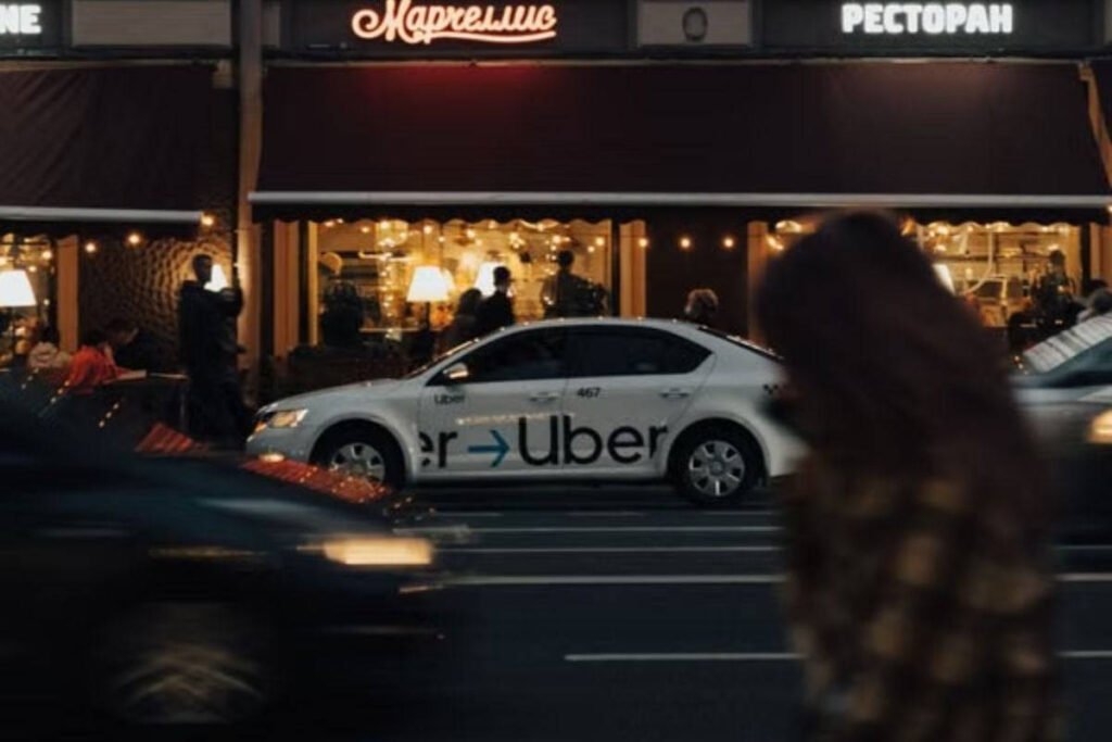 "Top 10 Cele Mai Neobișnuite Lucruri Lăsate în Uber: Şocante Descoperiri"