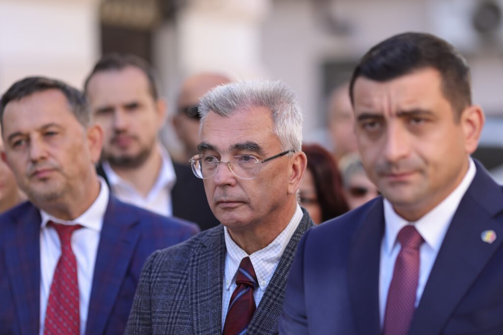 Cel mai mare pericol bugetar: AUR acuză Guvernul pentru creșterea datoriei statului "AUR Acuză Guvernul de Creșterea Datoriei Statului: Cel Mai Mare Pericol Bugetar"