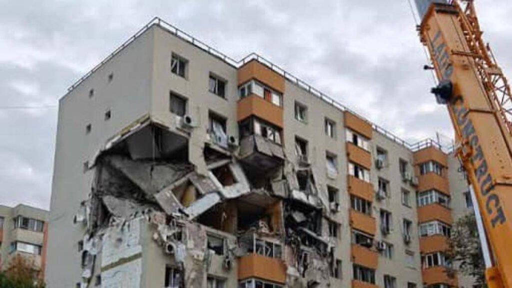 Ciprian Ciucu anunță măsuri suplimentare de siguranță pentru blocul afectat de explozie în Rahova Ciprian Ciucu Anunță Măsuri Suplimentare de Siguranță pentru Blocul Afectat de Explozie în Rahova