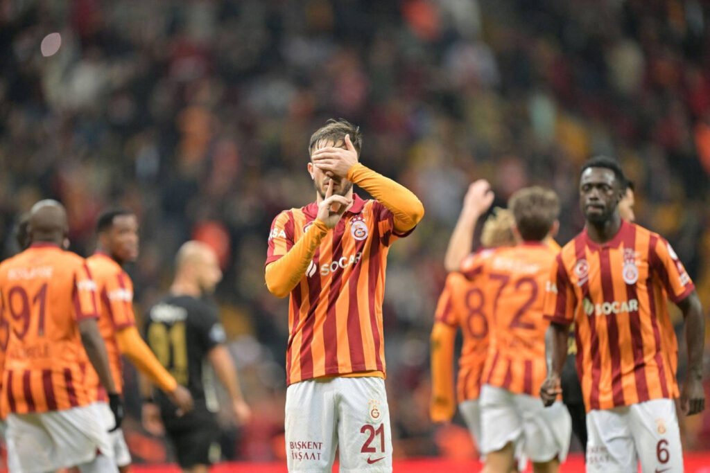 Fotbalistul Roș de la Galatasaray, o nouă țintă pentru FCSB