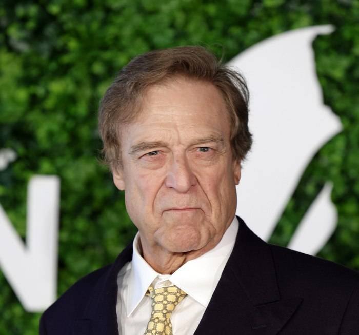 John Goodman, transformare uluitoare la 74 de ani: Cum a slăbit spectaculos prin schimbarea stilului de viață "John Goodman la 74 de ani: Transformarea uimitoare prin schimbarea stilului de viață și slăbirea spectaculoasă"