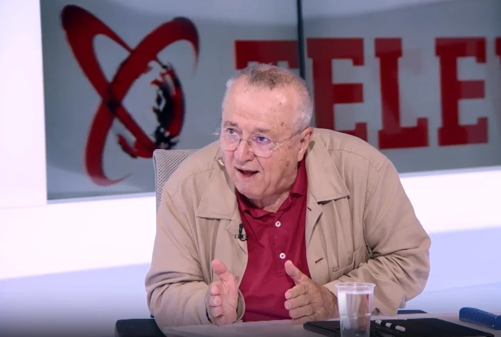"Scenariul: Ghid Complet pentru Crearea de Povestiri Captivante"