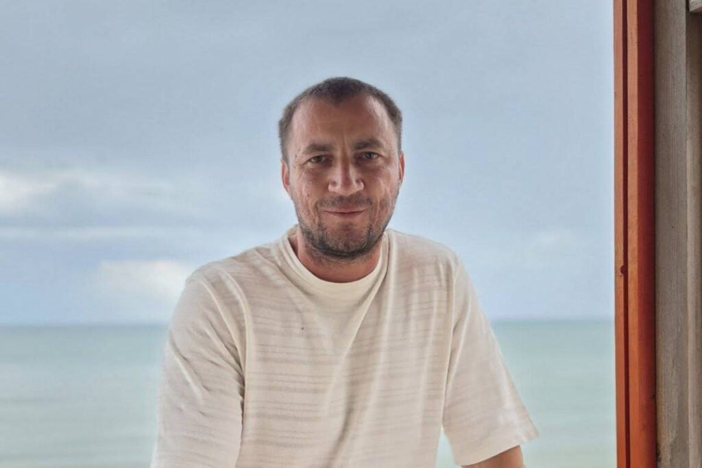 "Marian Godină Își Părăsește Poliția: Libertate și Fericire Pe Noua Sa Cale"