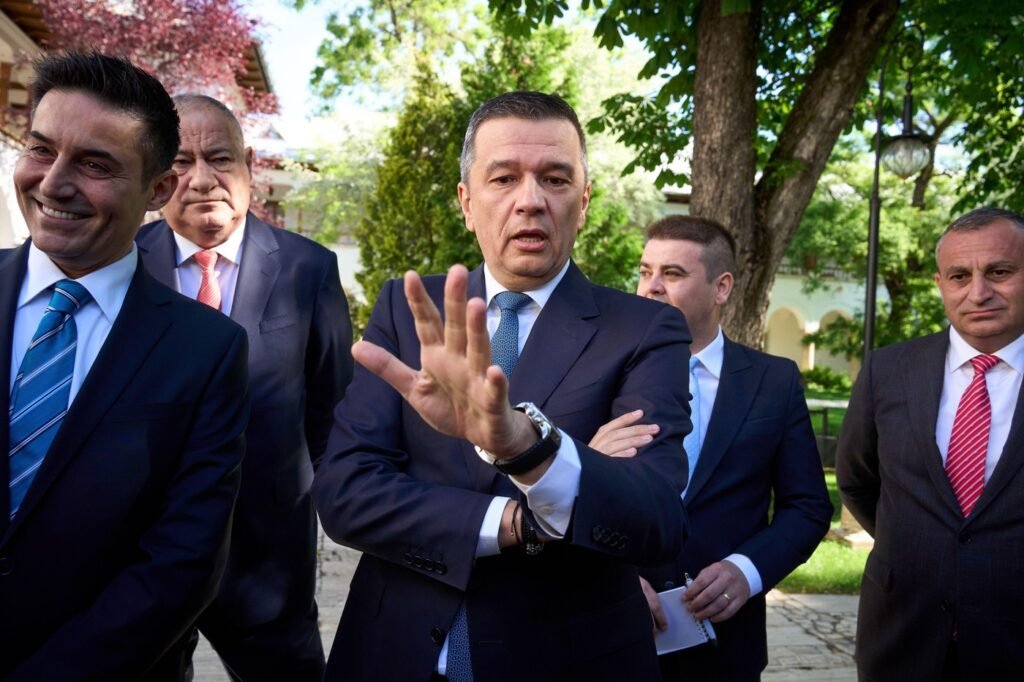 Ultimele strategii ale PSD pentru formarea unui nou guvern. Cine sunt partenerii social "Ultimele strategii ale PSD pentru un nou guvern: Partenerii sociali analizați"