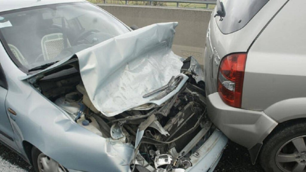 Scumpiri imense la RCA: Factori care îți pot crește polița dincolo de atenția la volan. "Scumpiri imense la RCA: Cum factorii necontrolați îți pot crește polița auto"