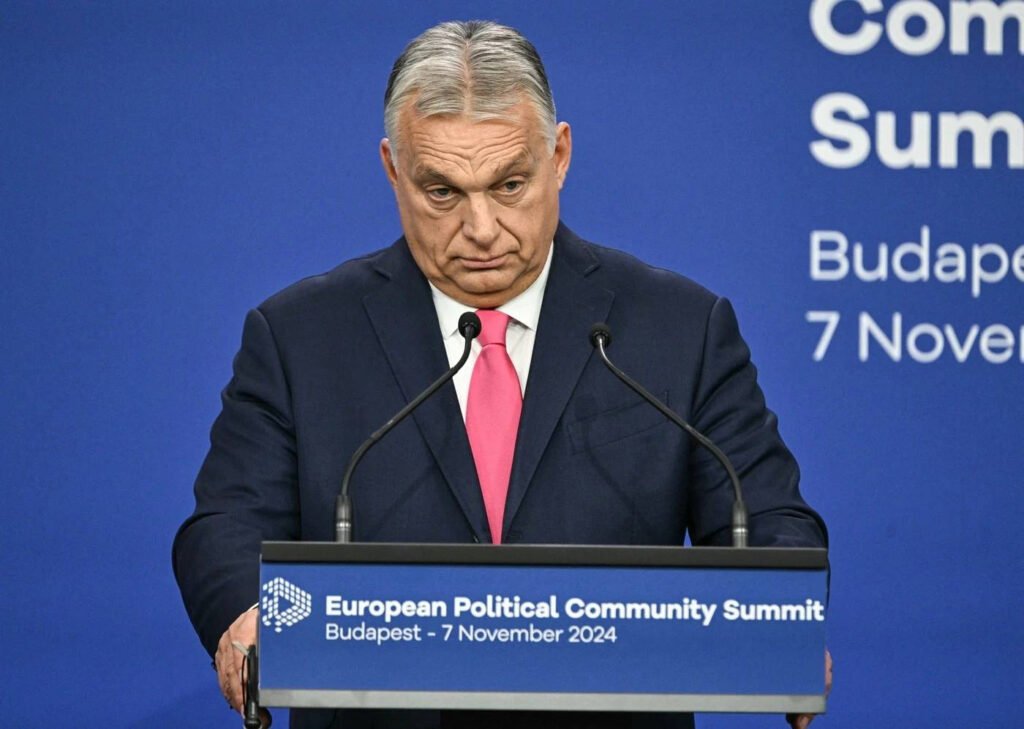 Guvernul Viktor Orban, în vizorul unei anchete pentru achiziția de ventilatoare în timpul pandemiei de COVID "Ancheta Guvernului Orban pentru Achiziția Controversată de Ventilatoare în Pandemia COVID"