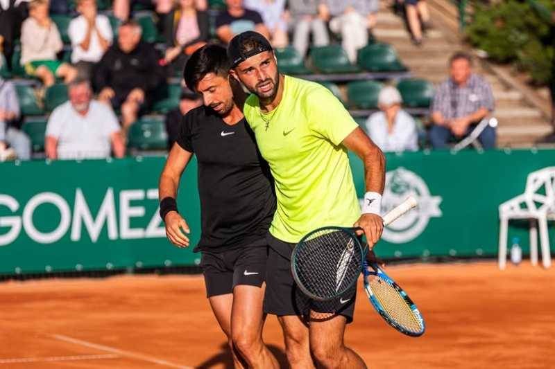 Tenis: Alexandru Jecan și Bogdan Pavel nu s "Alexandru Jecan și Bogdan Pavel: Tenis Românesc în Plină Ascensiune"
