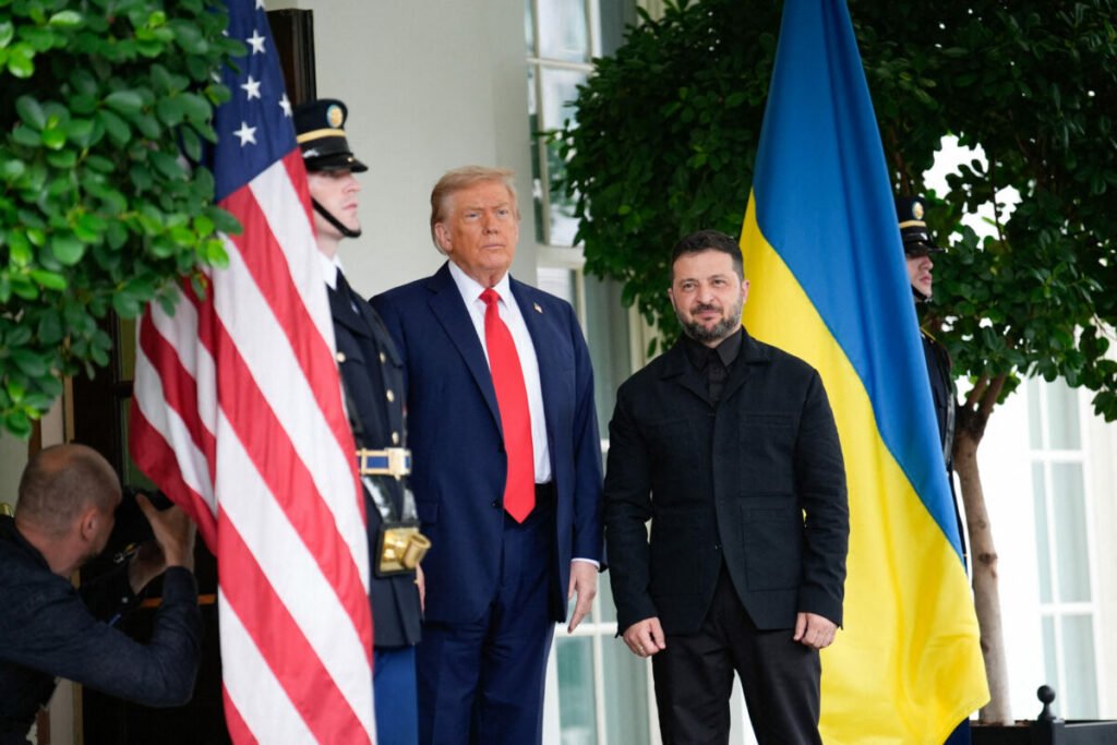 Zelenski a vorbit cu Trump și anunță o evoluție favorabilă: Suntem pregătiți să facem pași cu adevărat importanți Zelenski Confirmă Discuții cu Trump: Pregătim Pași Importanți pentru Colaborare Favorabilă