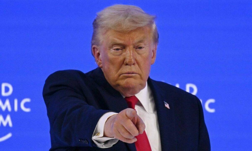 Trump respinge oferta Iranului pentru o &icirc;ncetare a focului. Petrolul sare peste 107 dolari pe baril