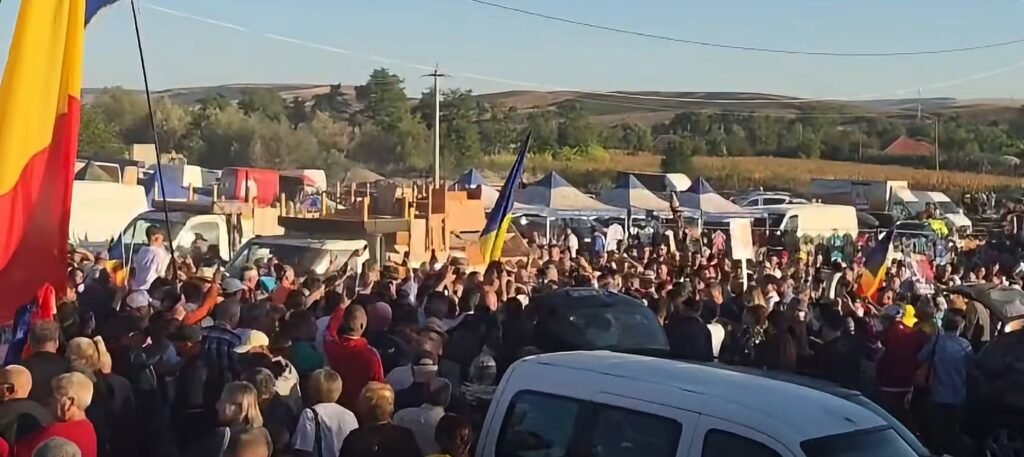 "Călin Georgescu în Turul Național: Refuzuri la Vaslui de la o Fabrică și Biserică"