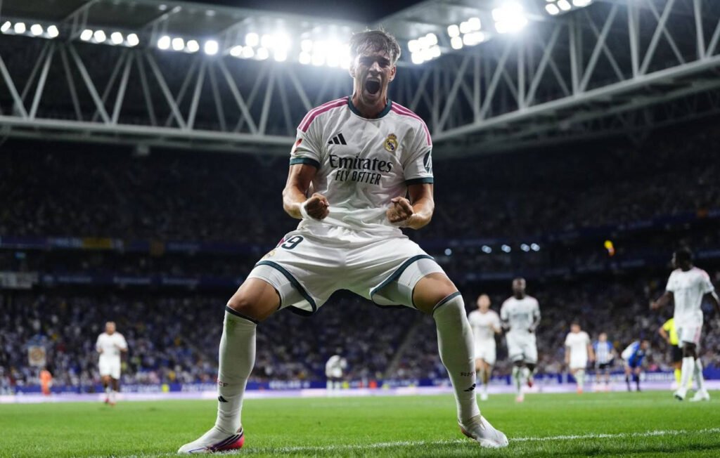 Se naște un nou star: Carlos Espi, salvatorul lui Real Madrid "Carlos Espi: Noua Stea a Real Madrid și Salvatorul Echipei"