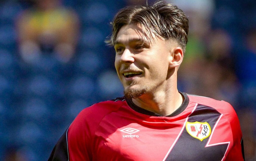 "Antrenorul Rayo Vallecano comentează ratarea transferului de vară al lui Andrei Rațiu"