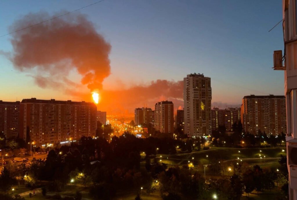 "Atac cu drone asupra Moscovei: 2 decese și rafinărie de petrol devastată"