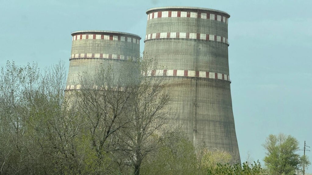 "Atac asupra camioanelor cu motorină la centrala Zaporojie: Doi morți și răniți, Rusia acuză Ucraina"