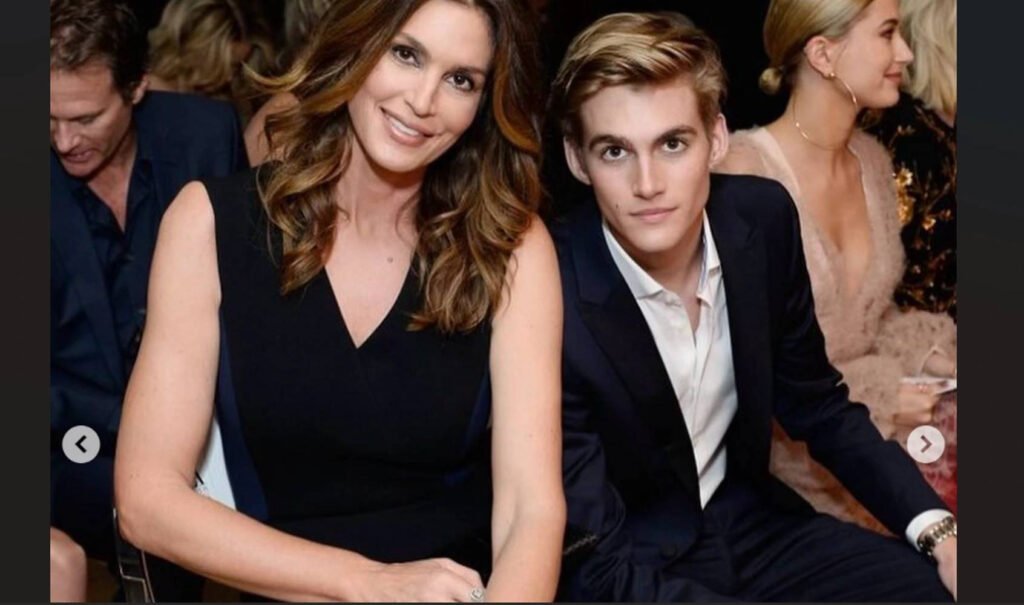 "Tragica Păcăleală a Vieții: Fiul Cindy Crawford, Presley Gerber, A Decedat La 27 de Ani"