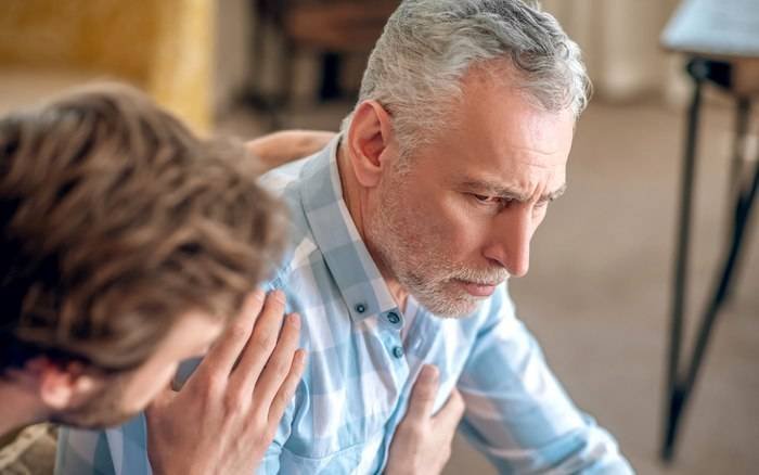 Patru semne de avertizare ale infarctului: simptomele ce nu trebuie subestimate "Patru semne de avertizare ale infarctului: Nu subestima aceste simptome esențiale"
