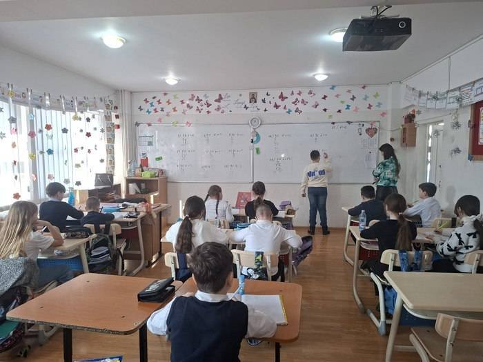 Cât de liber este elevul în alegerea opționalelor școlare. Marian Staș: „Asta ar însemna educație centrată pe elev” Cât de liber este elevul în alegerea opționalelor școlare. Marian Staș: „Asta ar însemna educație centrată pe elev”