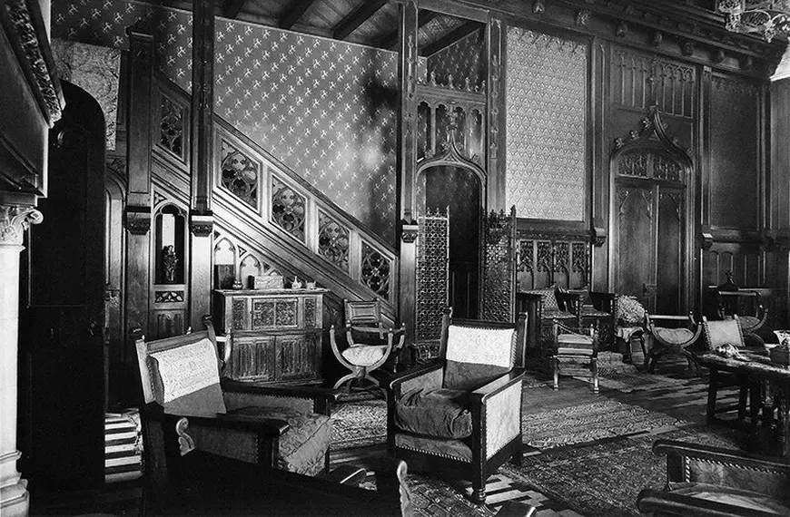 Castelul ascuns din inima Bucureștiului: Casa Niculescu "Exploring the Impact of Sursa Libertatea on Romanian Media Landscape"