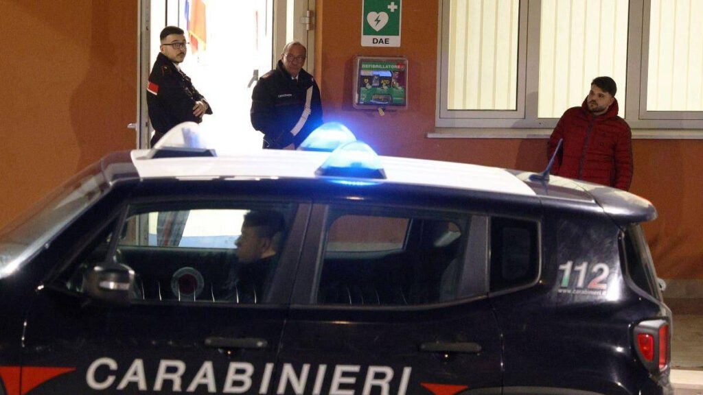 Crack, LSD, ciuperci halucinogene și alcool, apoi omorul lui Fabio Colapietro. Detalii șocante din ancheta de la Torino: „Profesoara era ca Satana” Crack, LSD, ciuperci halucinogene și alcool, apoi omorul lui Fabio Colapietro. Detalii șocante din ancheta de la Torino: „Profesoara era ca Satana”