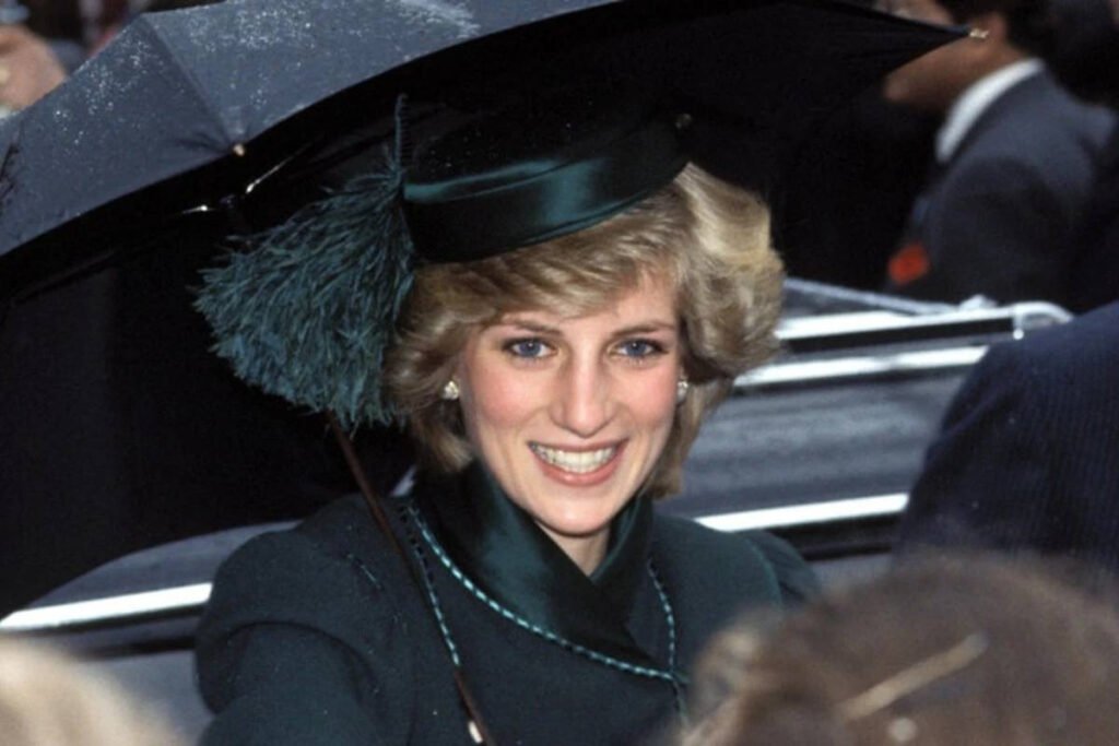 Regele Charles ar fi declarat despre Prințesa Diana: „O vom uita repede” "Regele Charles despre Prințesa Diana: 'O vom uita repede' - Află Detalii!"