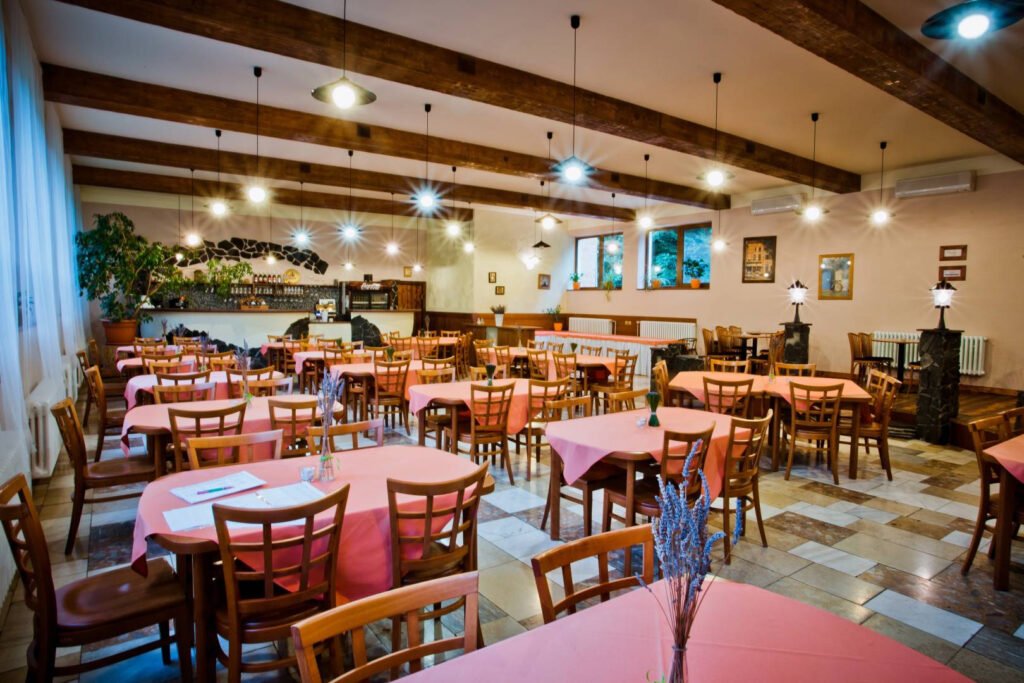 Obiectul de pe masa restaurantului care poate aduna până la 185.000 de bacterii. Este atins de aproape toți clienții Obiectul de pe masa restaurantului care poate aduna până la 185.000 de bacterii. Este atins de aproape toți clienții