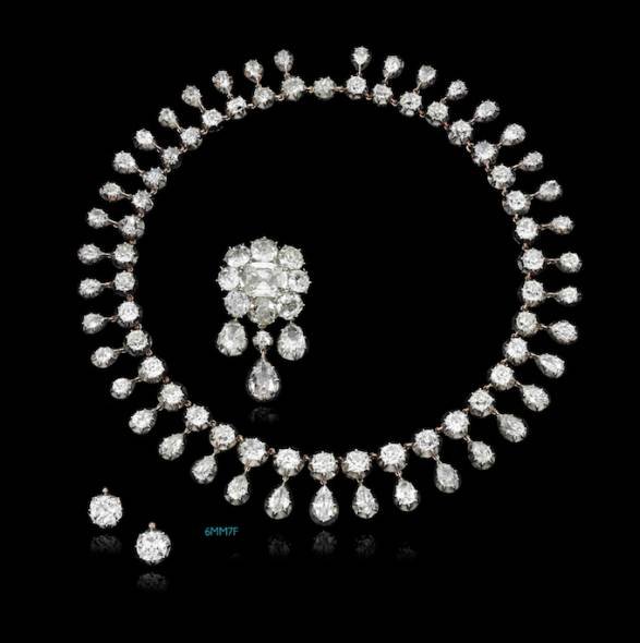 Diamantele își pierdfarmecul: Prețurile scad drastic pe fondul transformărilor din China "Scăderea Dramatică a Prețurilor Diamondelor din China: Pierderea Farmecului și Impactul Transformărilor Economice"
