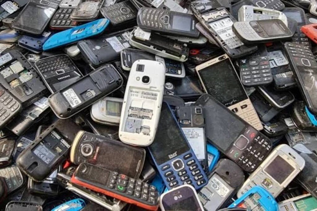 Valoarea telefoanelor vechi: De ce prețurile dispozitivelor second Valoarea telefoanelor vechi: Impactul prețurilor pe piața dispozitivelor second-hand