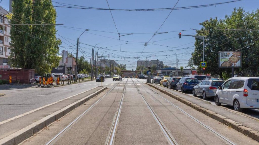 Restricții de trafic pe Calea Victoriei, Calea 13 Septembrie și strada Academiei în București Restricții de Trafic pe Calea Victoriei, Calea 13 Septembrie și Strada Academiei în București: Informații Esențiale pentru Șoferi