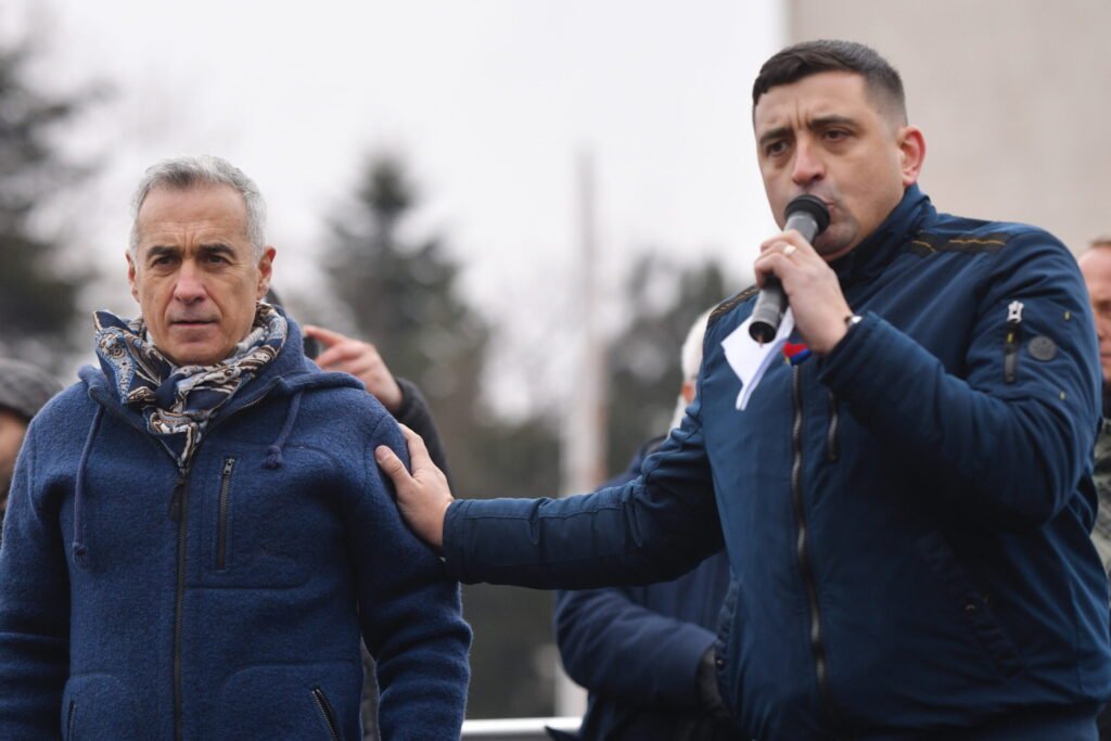 "Simion Launches European Protests to Support Călin Georgescu"