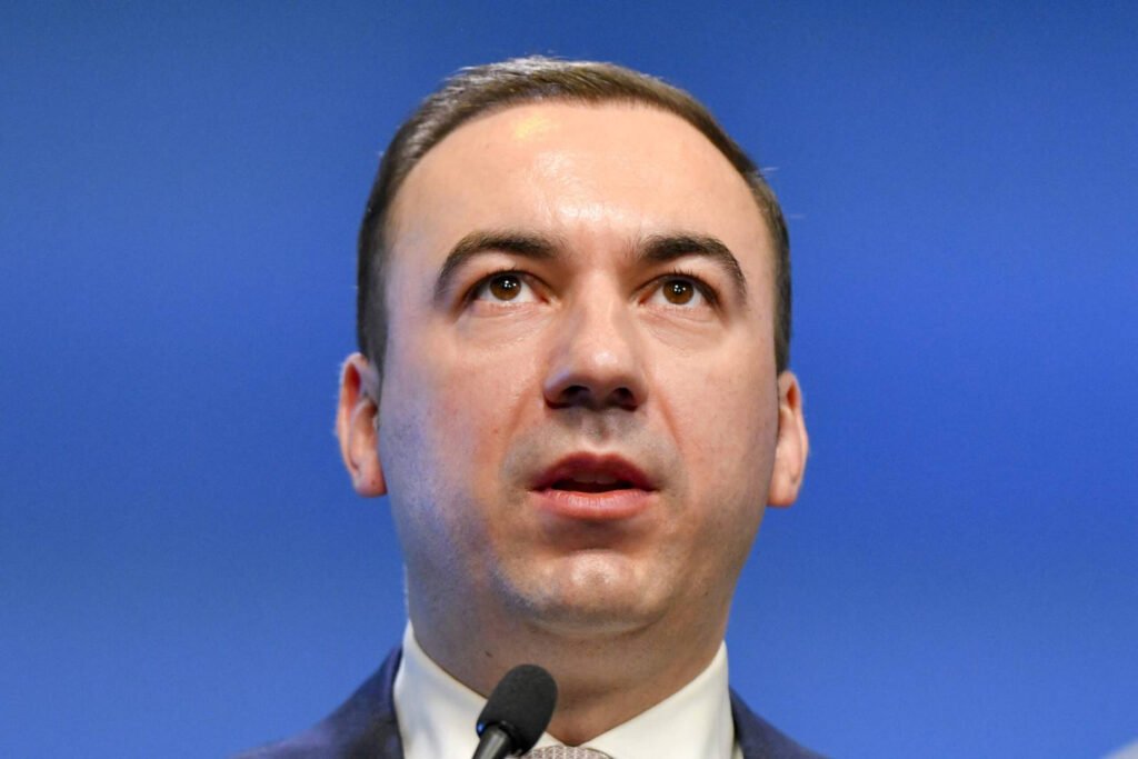 Bogdan Ivan solicită reglementarea urgentă a platformelor sociale după atacul de la școala din Bistrița