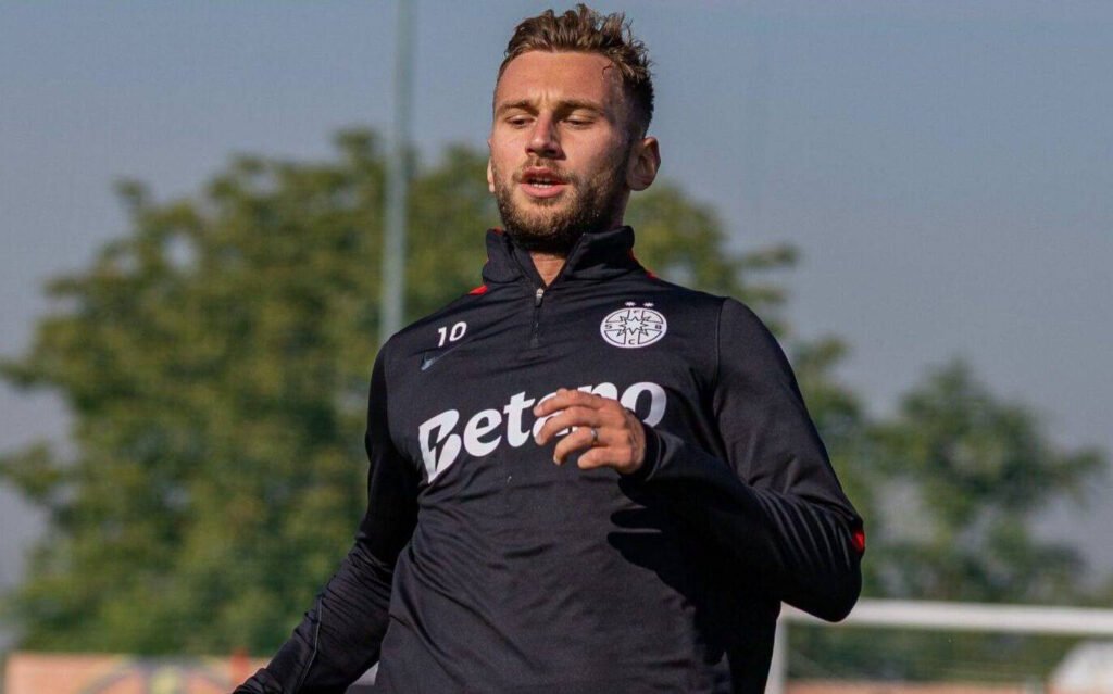 FCSB, anunț despre revenirea lui Denis Drăguș FCSB Anunță Revenirea lui Denis Drăguș în Echipă
