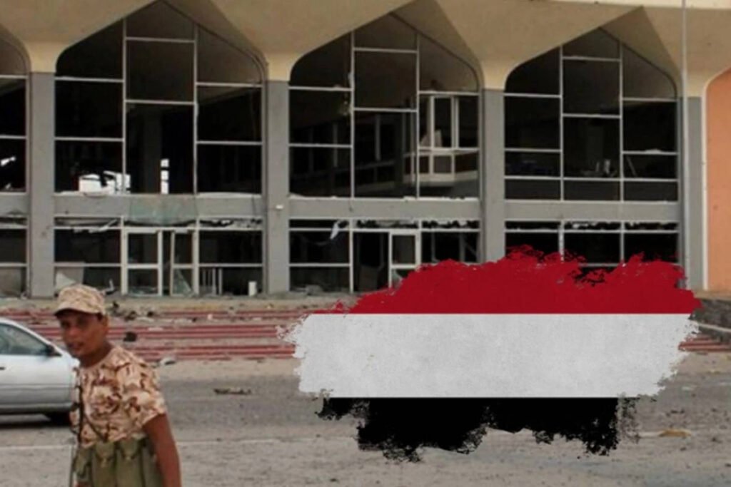 "Două rachete Houthi atacă aeroportul din Aden; atacuri similare în Arabia Saudită"