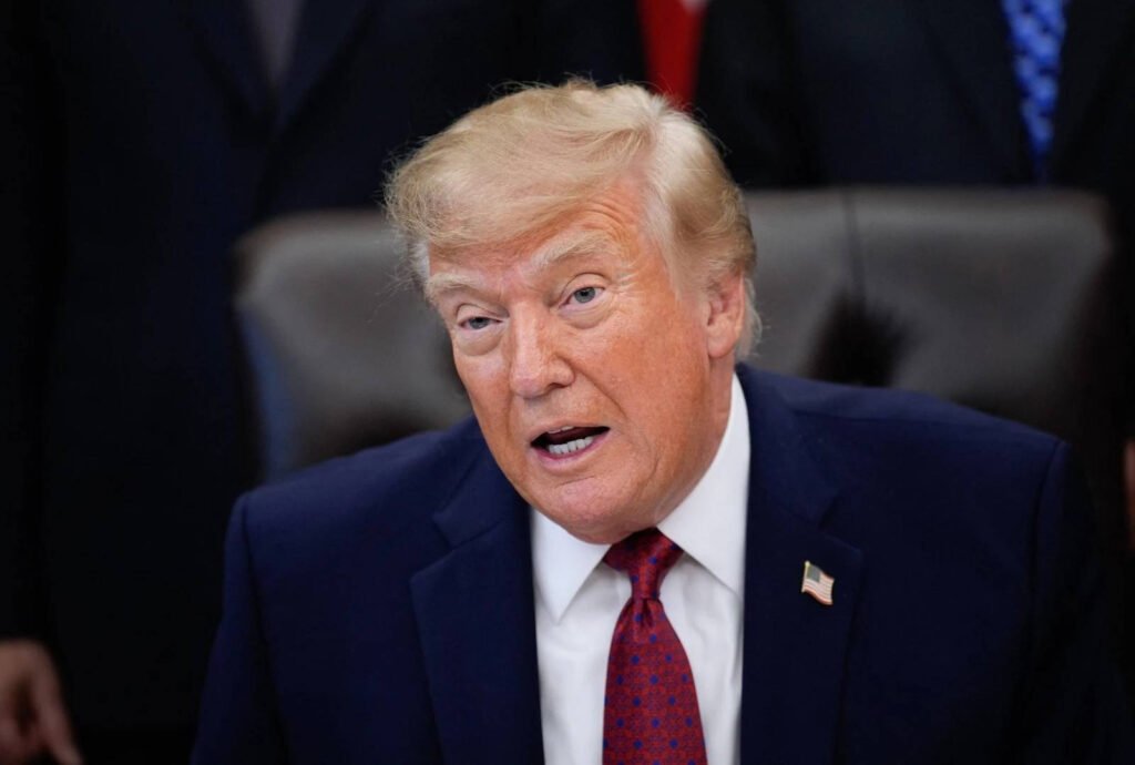 Robotul guvernamental american nu mai răspunde la &icirc;ntrebări despre alegerile din 2020, după ce l-a contrazis pe Trump