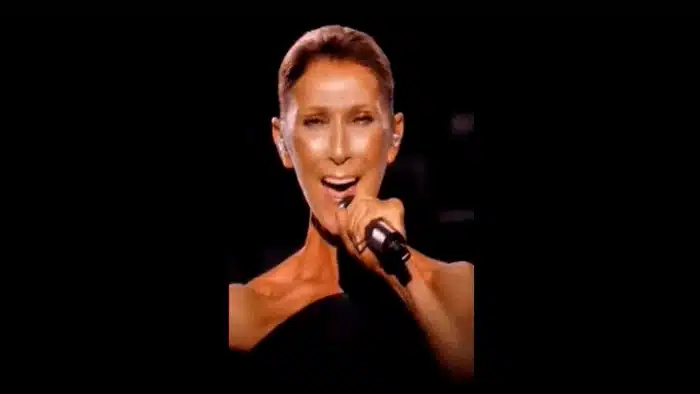 Celine Dion, revenire istorică pe scena din Paris la șase ani de la ultimul turneu Celine Dion, revenire istorică pe scena din Paris la șase ani de la ultimul turneu