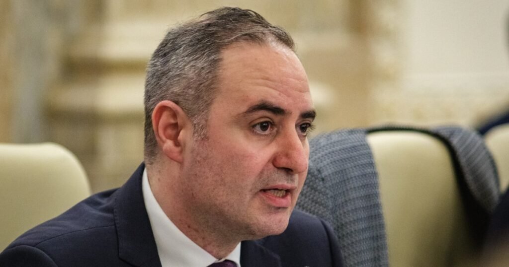 Nazare este onorat că numele său apare vehiculat ca posibil premier. Ce părere are despre alegerile anticipate