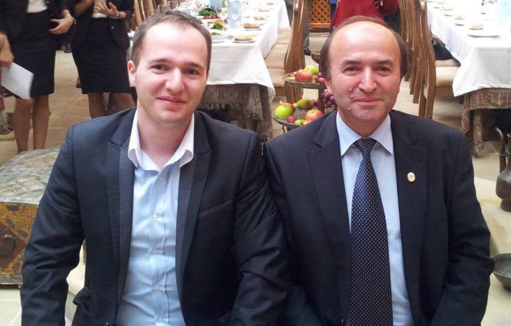 Alexandru Toader contestă măsura arestului preventiv. Care este termenul de judecată la ÎCCJ? "Termenul de Judecată la ÎCCJ pentru Contestarea Arestului Preventiv de către Alexandru Toader"